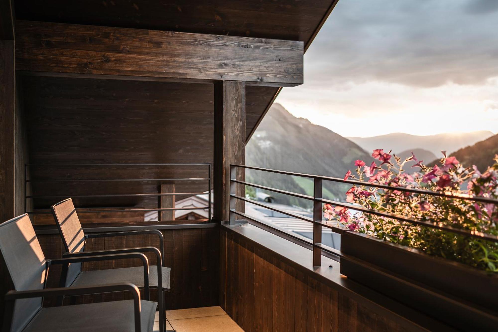 Hotel Belaval Selva di Val Gardena Esterno foto